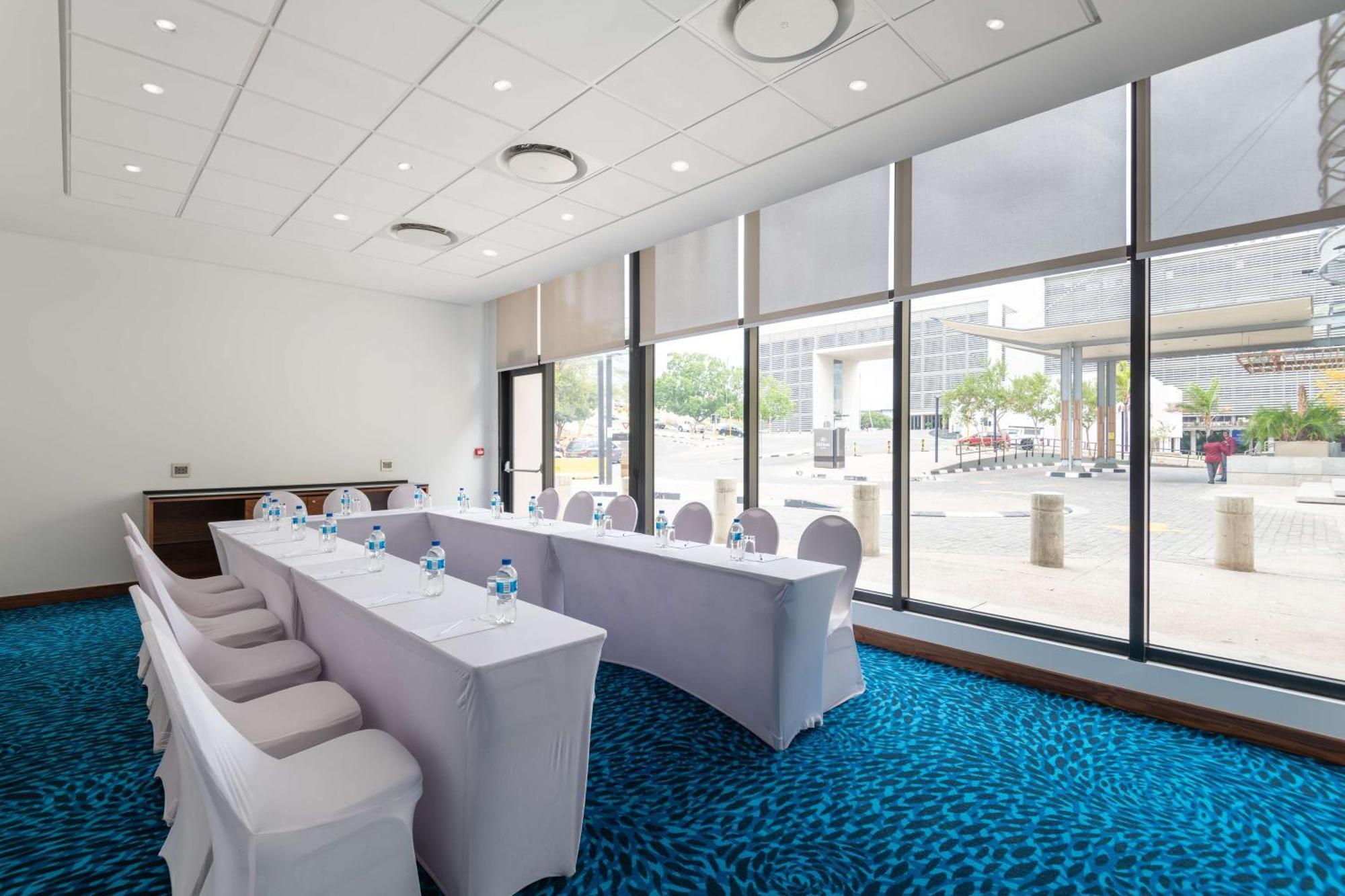 Hilton Garden Inn Windhoek Luaran gambar